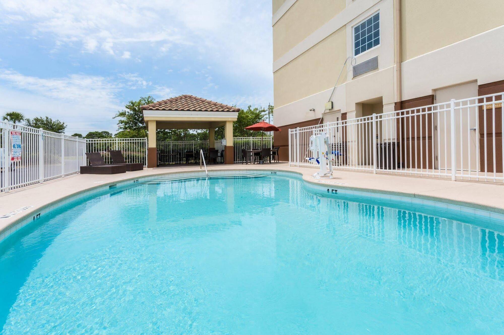 Candlewood Suites Destin-Sandestin Area By Ihg Miramar Beach Exteriör bild